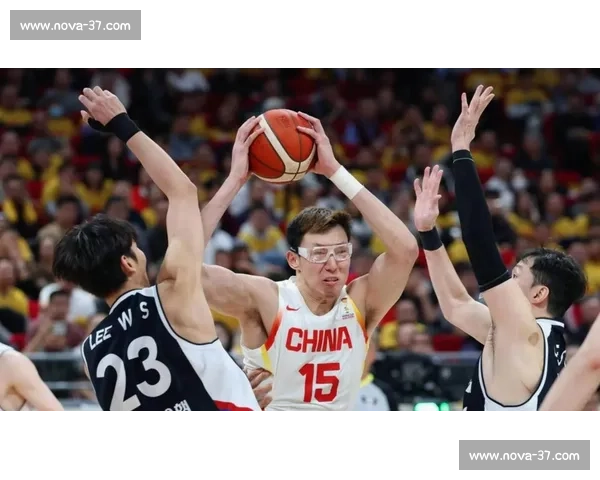 周琦精彩表现全程回放 力压对手展现高水平竞技状态